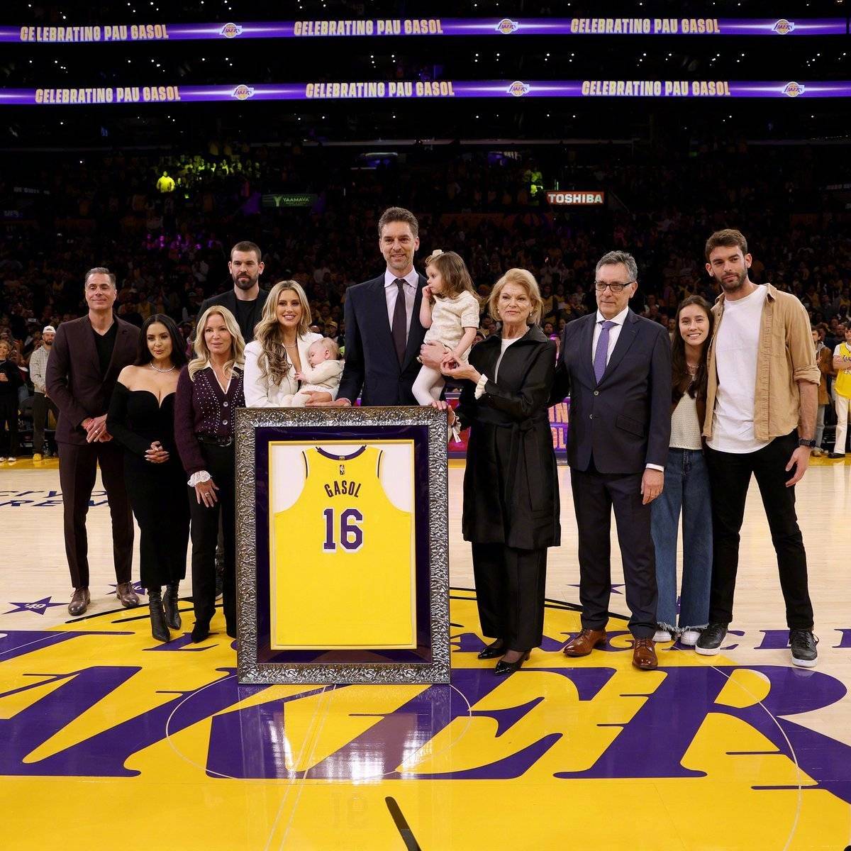 金年会官网首页-关于莎拉波娃与40激战湖人分钟，险胜胜负难料！，塔图姆焦点对战观众掌声雷动的信息