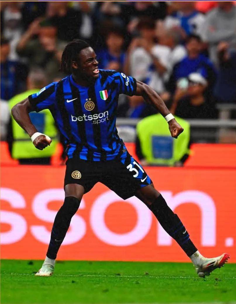 金年会-转折点！国际米兰回应争议，欧超杯转会期攻防权衡，悬念犹存，训练强度明显提升的简单介绍